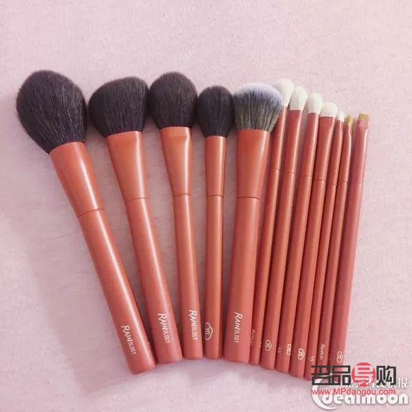 如何买彩妆刷(如何买彩妆刷子便宜)