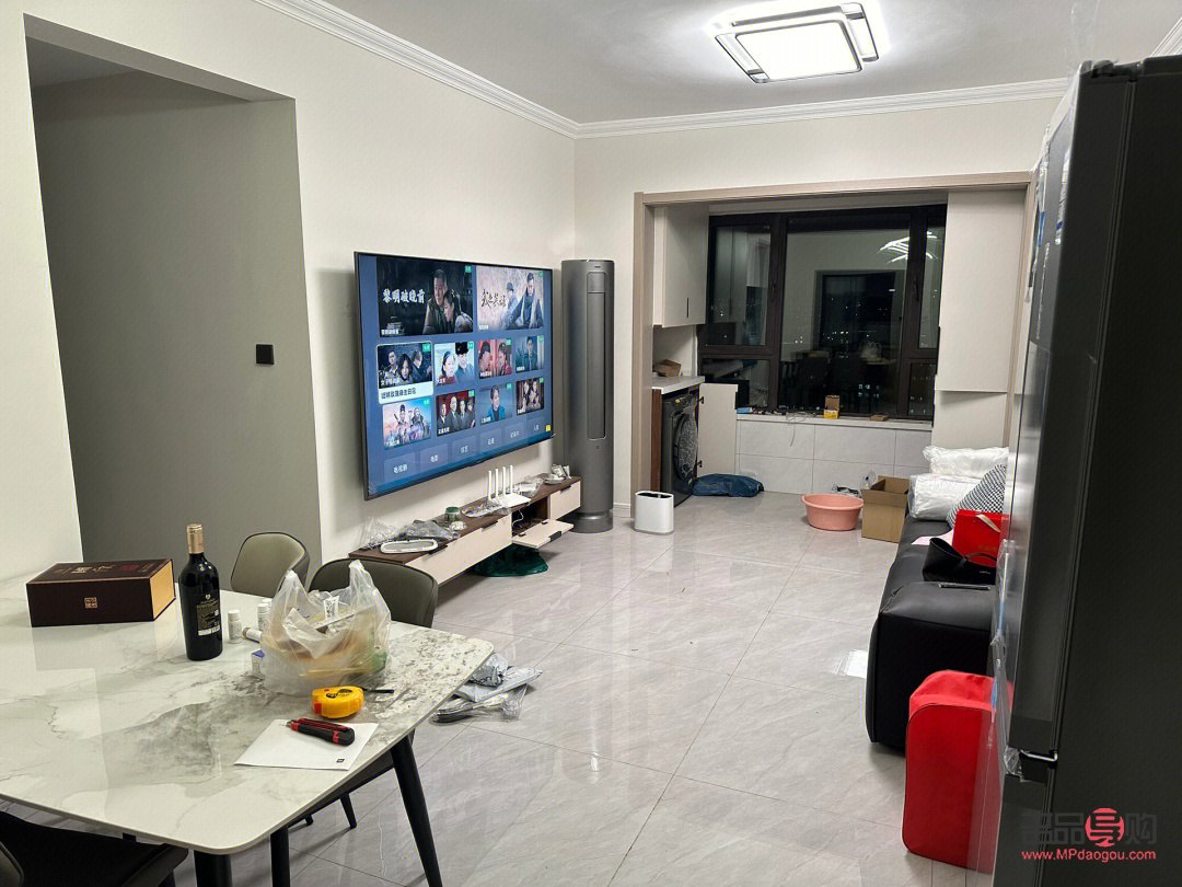 客厅吊顶双眼皮尺寸(客厅吊顶双眼皮尺寸要调多少才好看)