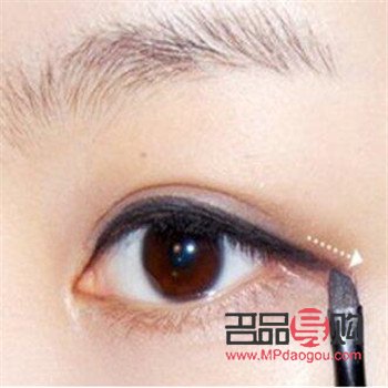 新娘彩妆绘制指南