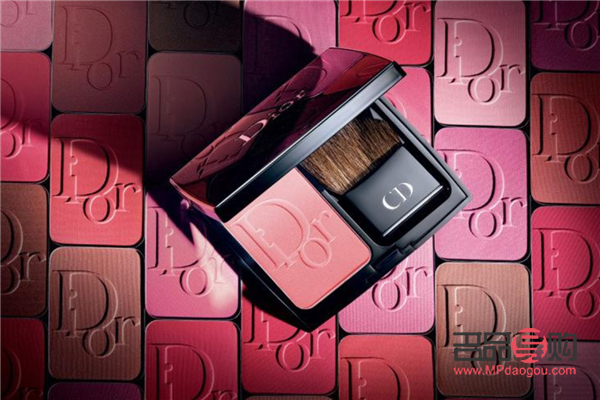 <h1>探索彩妆世界：如何选择优质彩妆品牌？</h1>