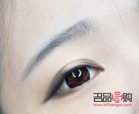 最简单的眼妆需要什么(最简单的眼妆需要什么材料)