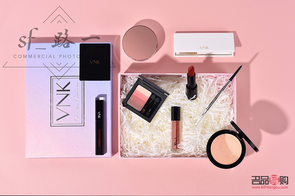 <h3>彩妆购买指南：如何咨询并选购适合自己的彩妆产品</h3>