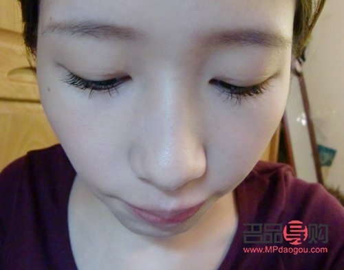 <h3>双眼皮贴选购指南：哪个牌子更值得购买？</h3>