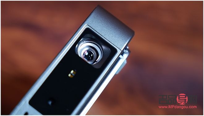 <h3>椰肉美容之谜：天然护肤的瑰宝</h3>