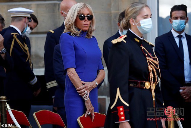 LV彩妆教程：打造奢华妆容的步骤与技巧