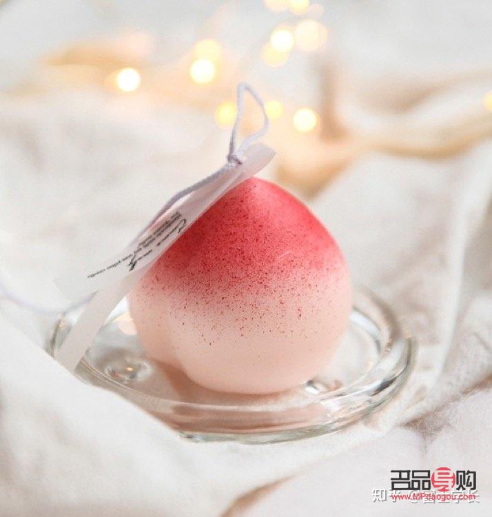 <h3>元旦送女朋友什么礼物？精心挑选，温暖她的心</h3>