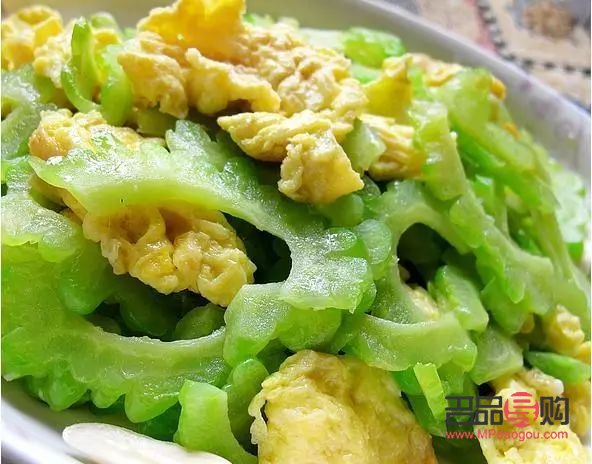 苦瓜炒蛋美容吗(苦瓜炒蛋美容吗能减肥吗)