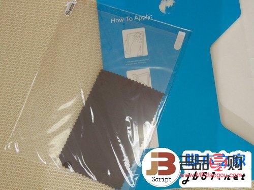 <h3>彩妆膜的正确撕除方法</h3>