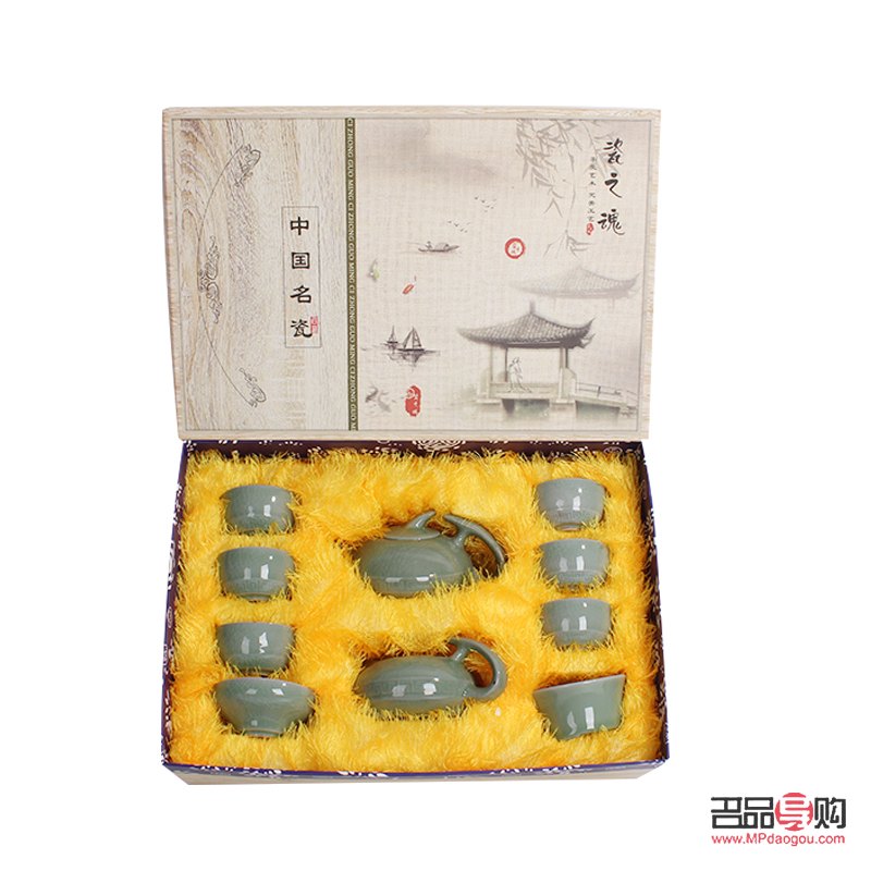 <h3>春节送礼攻略：传统与创新并重的佳节好礼</h3>