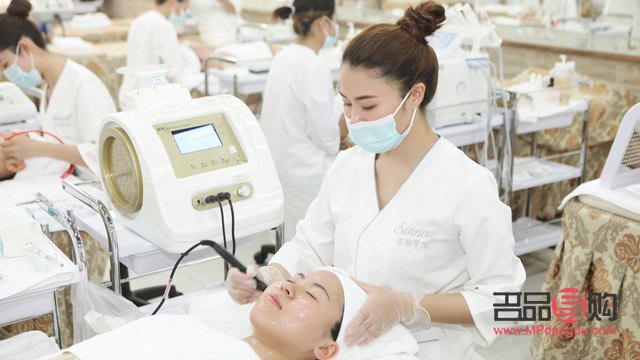 哪里学美容(哪里学美容技术培训学校)