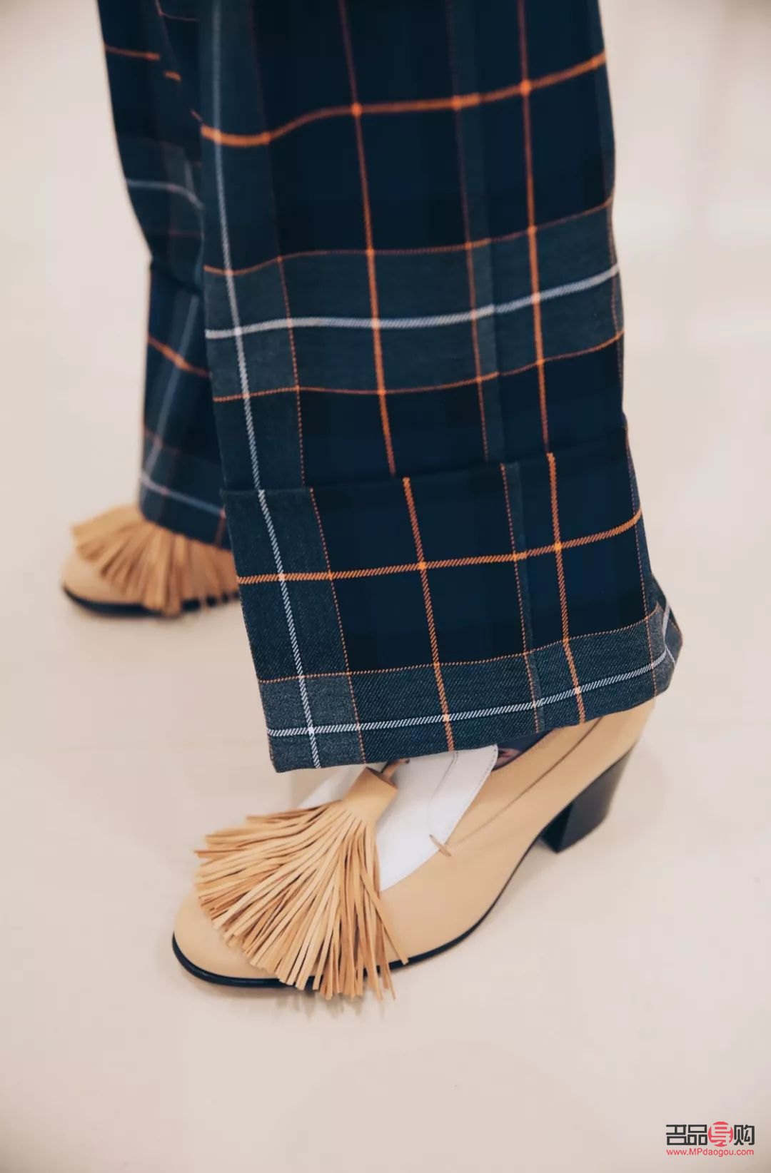 <h3>情人节送礼攻略：挑选一份心意满满的礼物</h3>