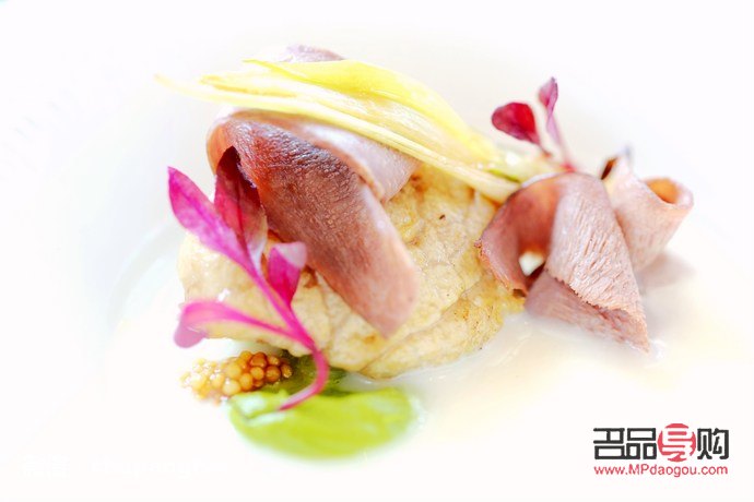 <h3>伊槿妍美容探秘：专业与口碑共铸美丽传奇</h3>