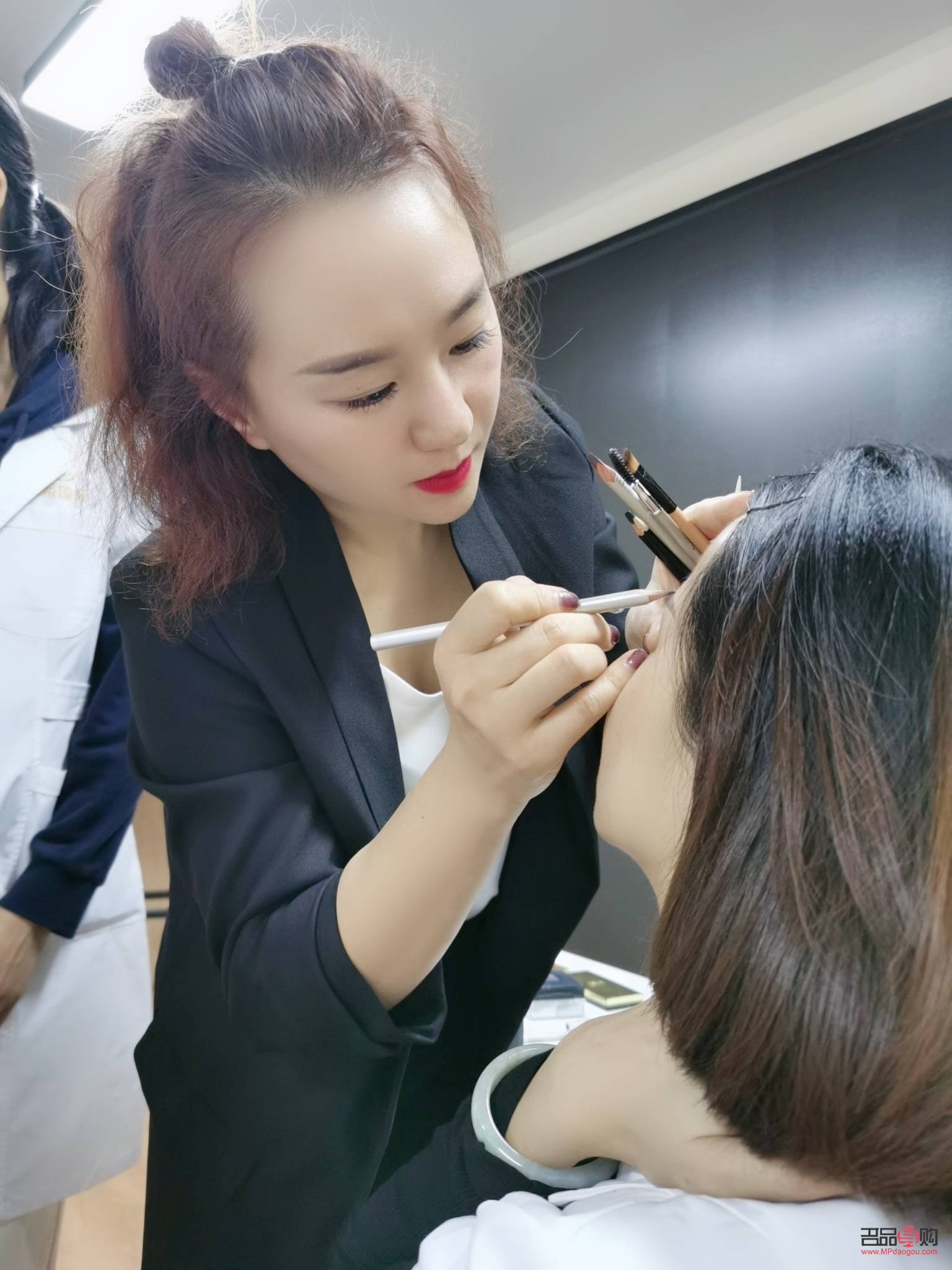 做美容导师危险吗(做美容导师危险吗女生)