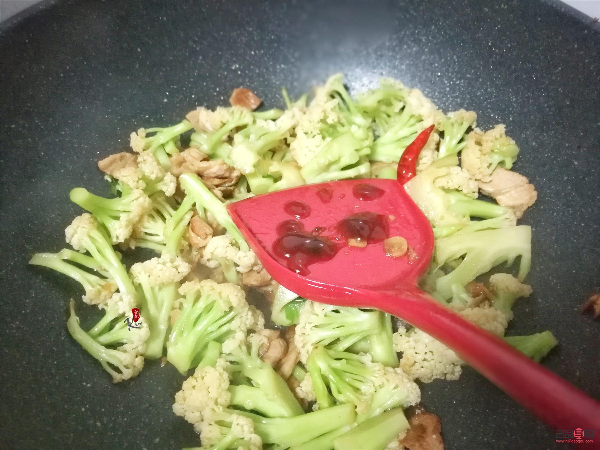 机智送什么礼物好(机智送什么礼物好一点)