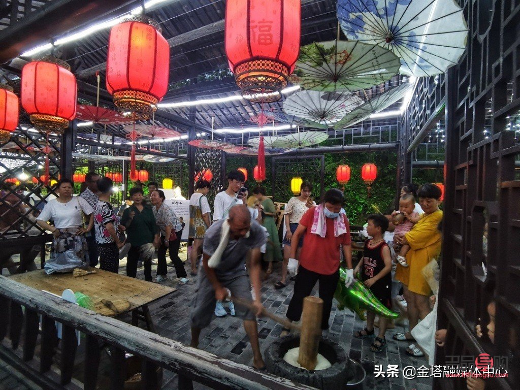 中国银行纸黄金价格今天(中国银行纸黄金今天开市吗)