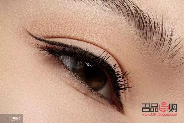 如何画眼线初学者视频讲解图(如何画眼线初学者视频讲解图片大全)