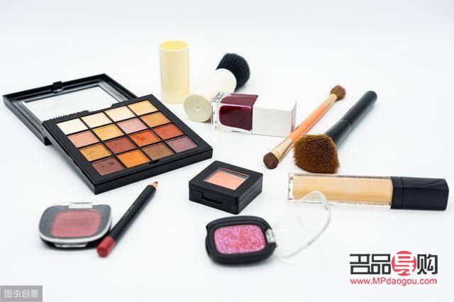 如何使用彩妆(如何使用彩妆蛋涂隔离)