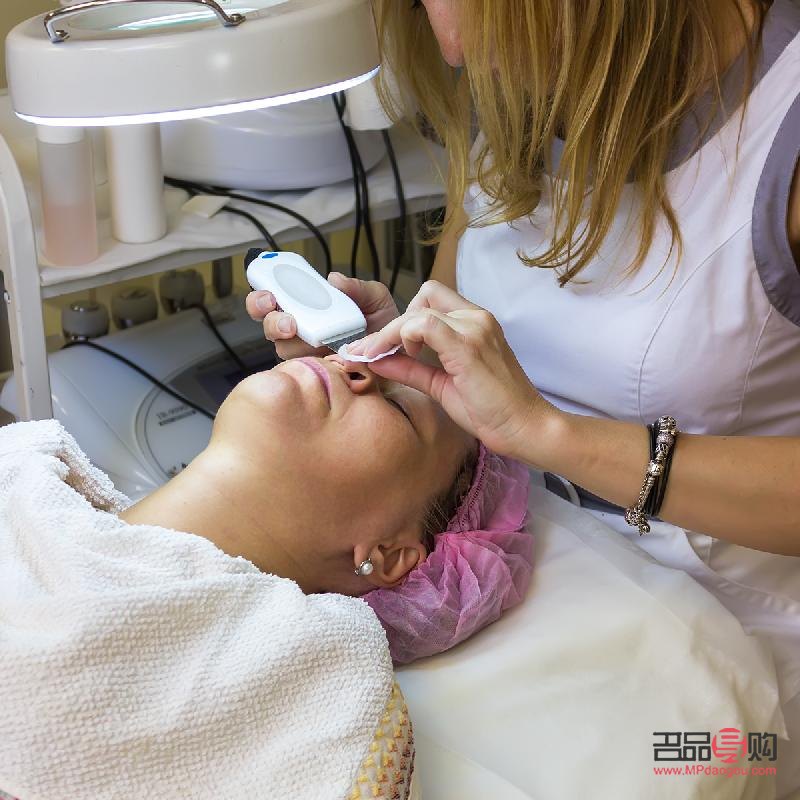 身体激光后怎么护理(身体激光后怎么护理最好)