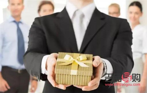 送领导什么礼物有寓意(送领导什么礼物有寓意的)