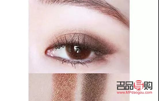 <h3>大地色眼影涂抹技巧,打造自然迷人眼妆</h3> <h3>大地色眼影涂抹技巧,打造自然迷人眼妆</h3>