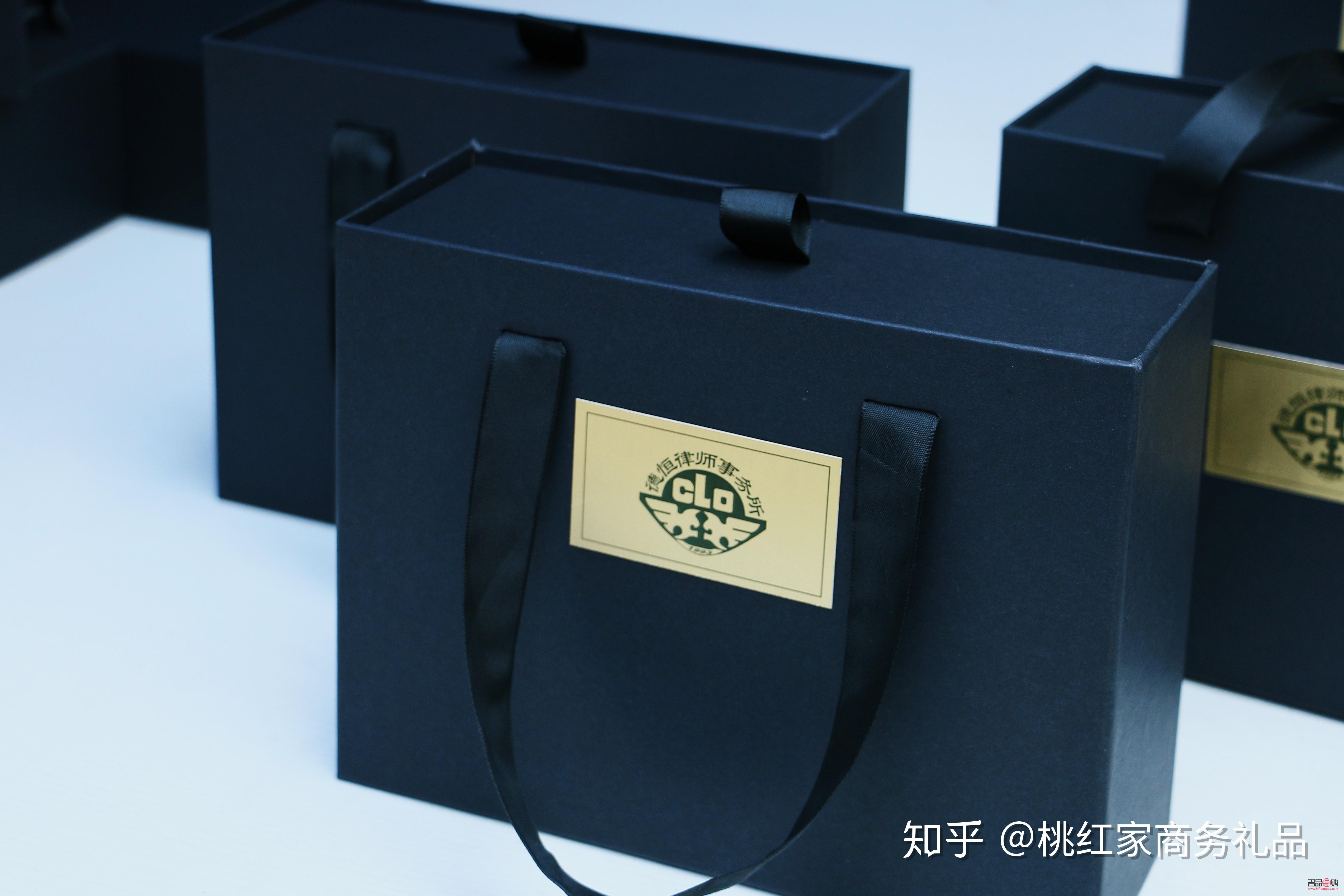 律师喜欢什么礼物好听(律师喜欢什么礼物好听点)