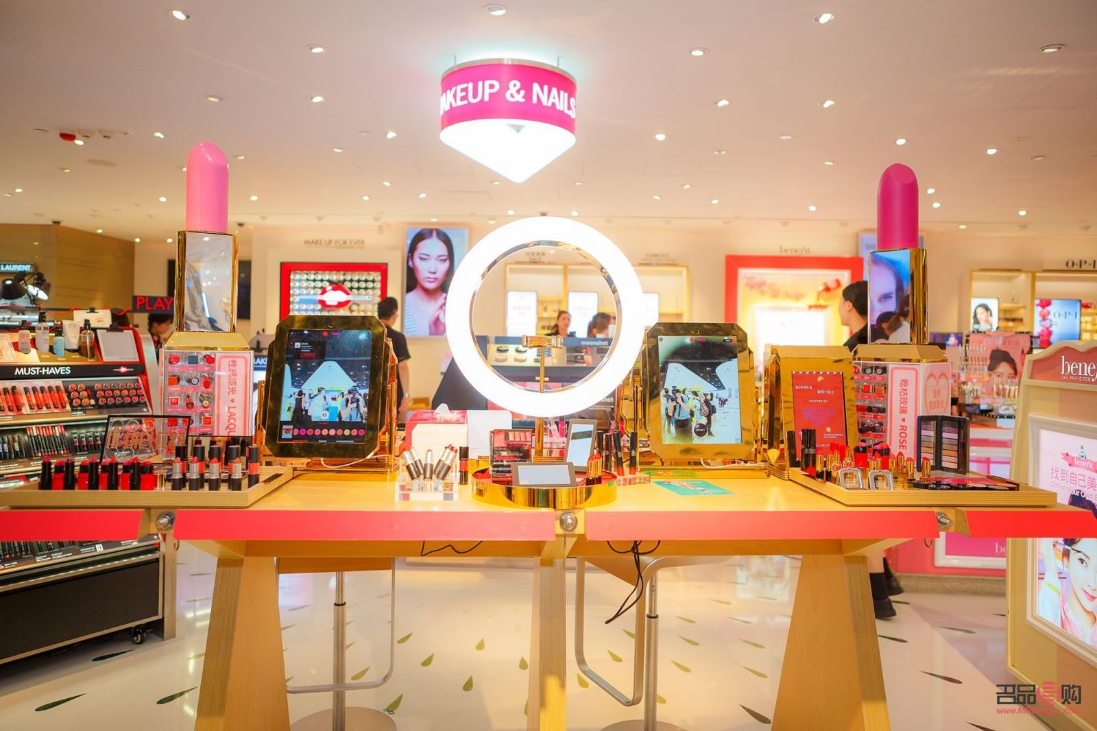 <h1>打造人气彩妆店铺的秘诀</h1>