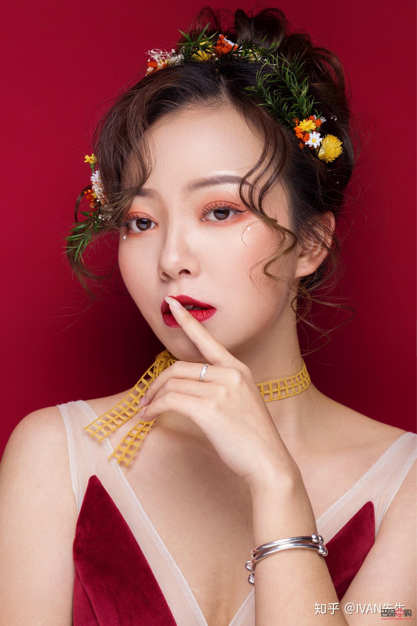 彩妆怎么做(彩妆怎么做活动吸引人)