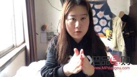 买彩妆怎么发圈(买彩妆怎么发圈吸引人)