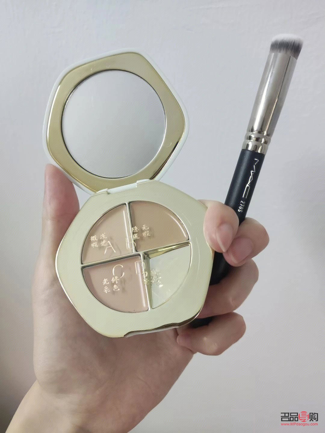 彩棠气垫怎么补妆(彩棠气垫怎么补妆好看)