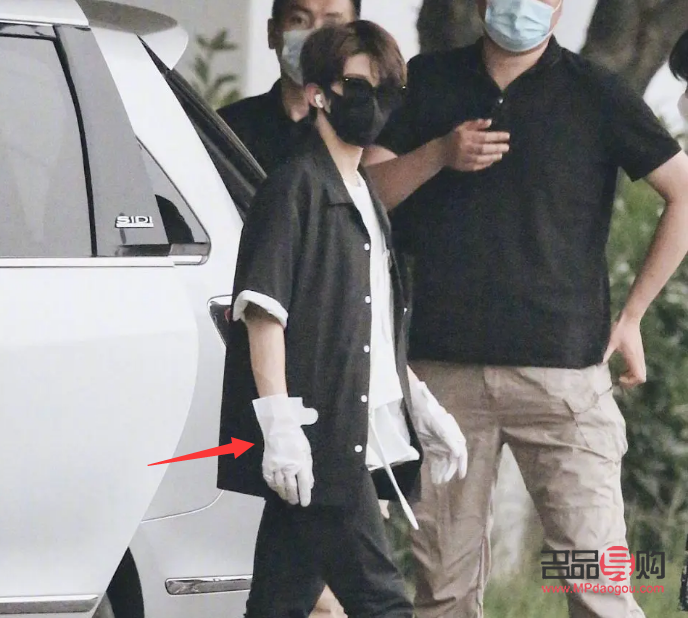 上班怎么画简单的眼影图片(上班怎么画简单的眼影图片大全)