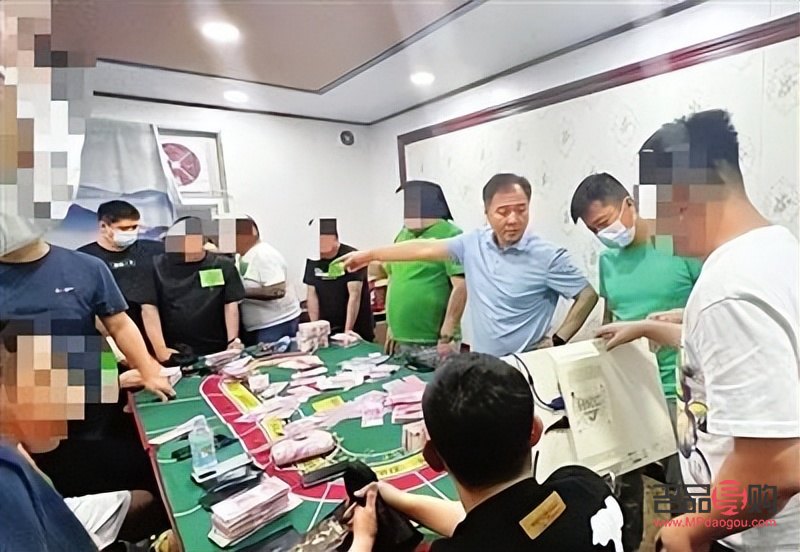 彩妆纸怎么撕开(彩妆纸怎么撕开视频教程)