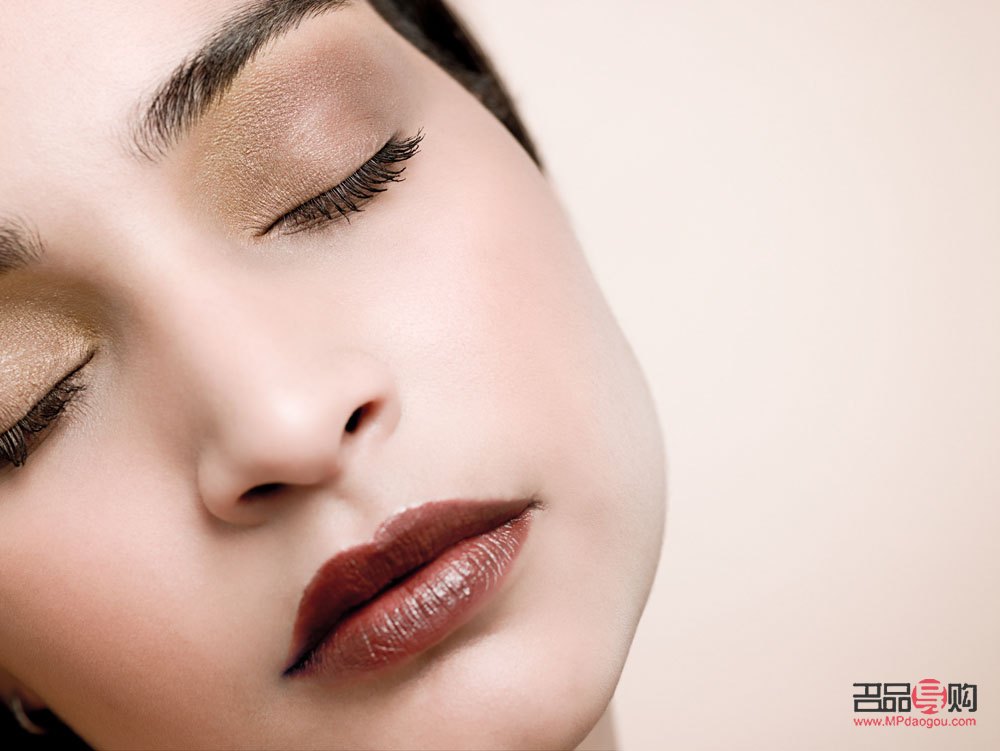 彩妆怎么打造容颜(彩妆怎么打造容颜效果好)