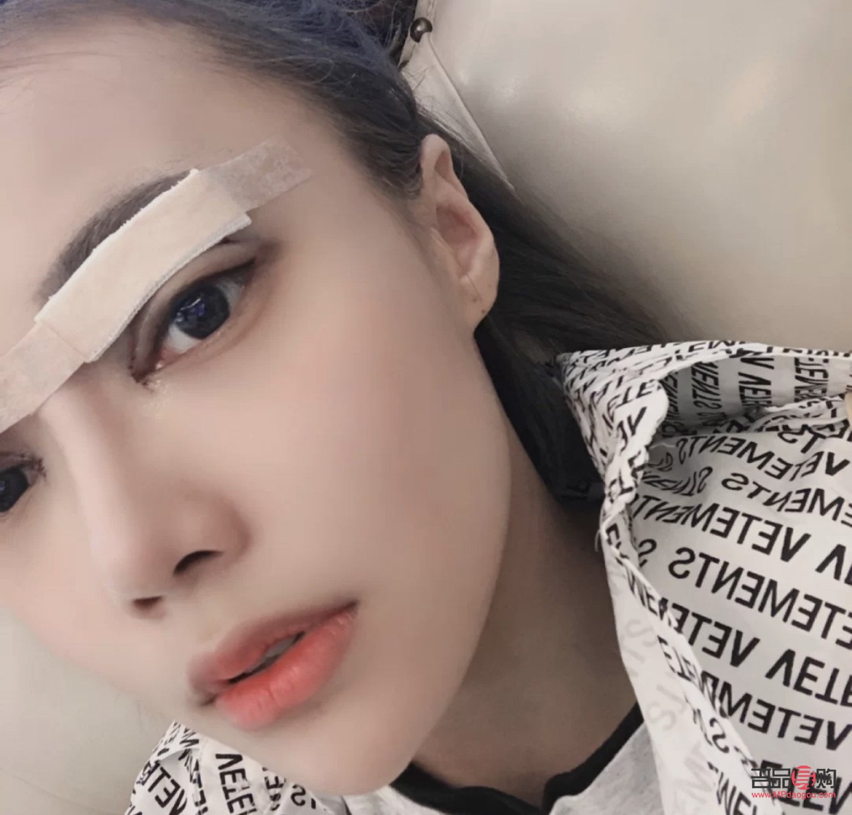 <h3>天生眼泡肿怎么办？有效缓解眼泡肿胀的方法与建议</h3>