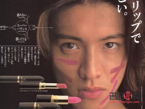 彩妆的广告怎么写(彩妆的广告怎么写吸引人)