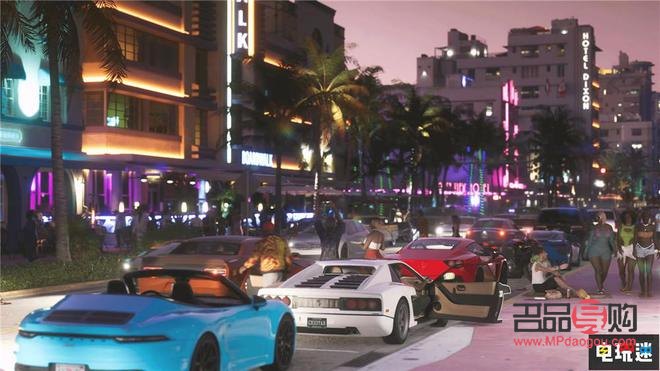 <h3>妈妈突然送礼物，如何优雅地回应并表达感激之情？</h3>