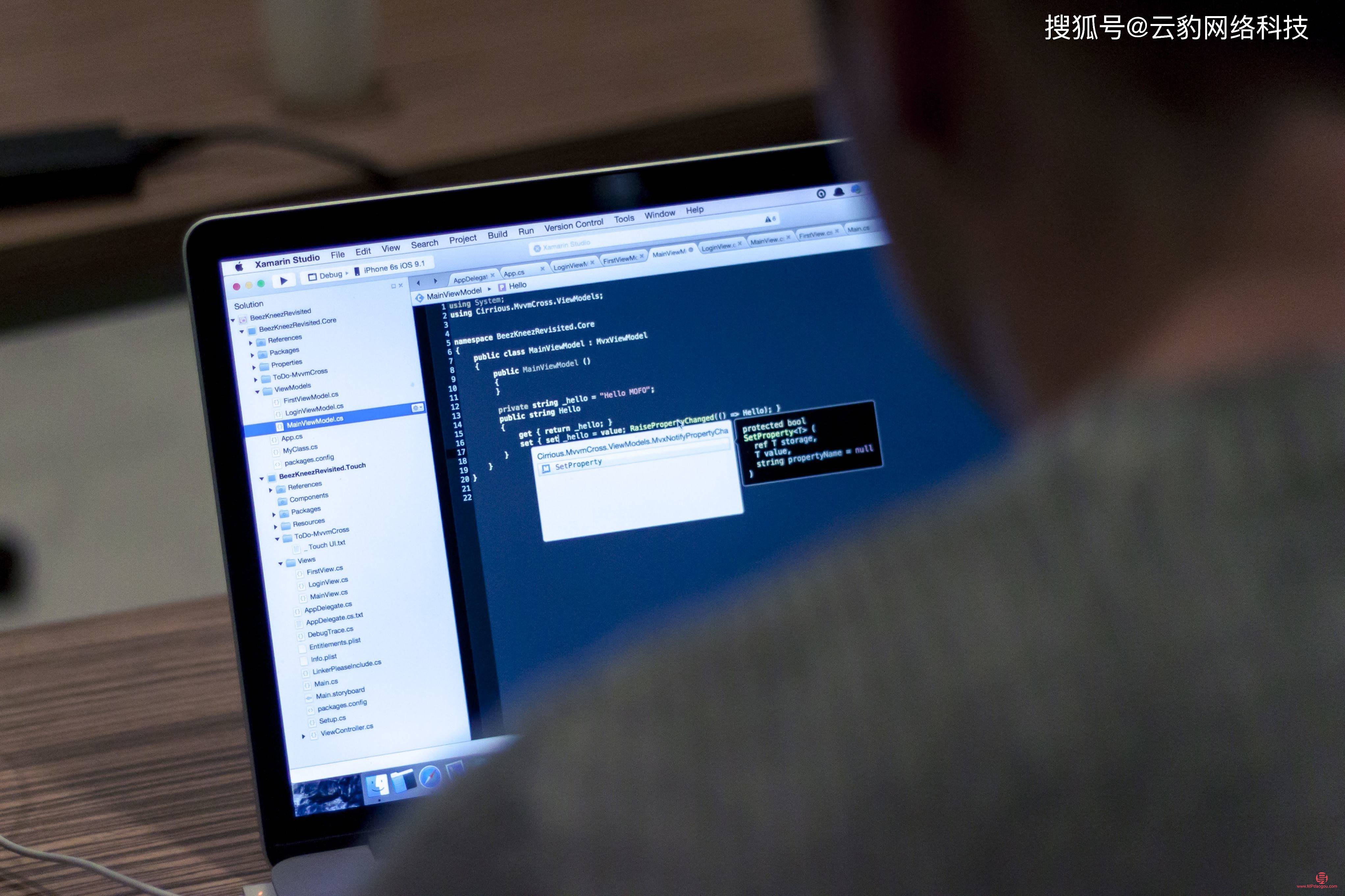<h3>黄金期货走势图指标源码解析与应用</h3>