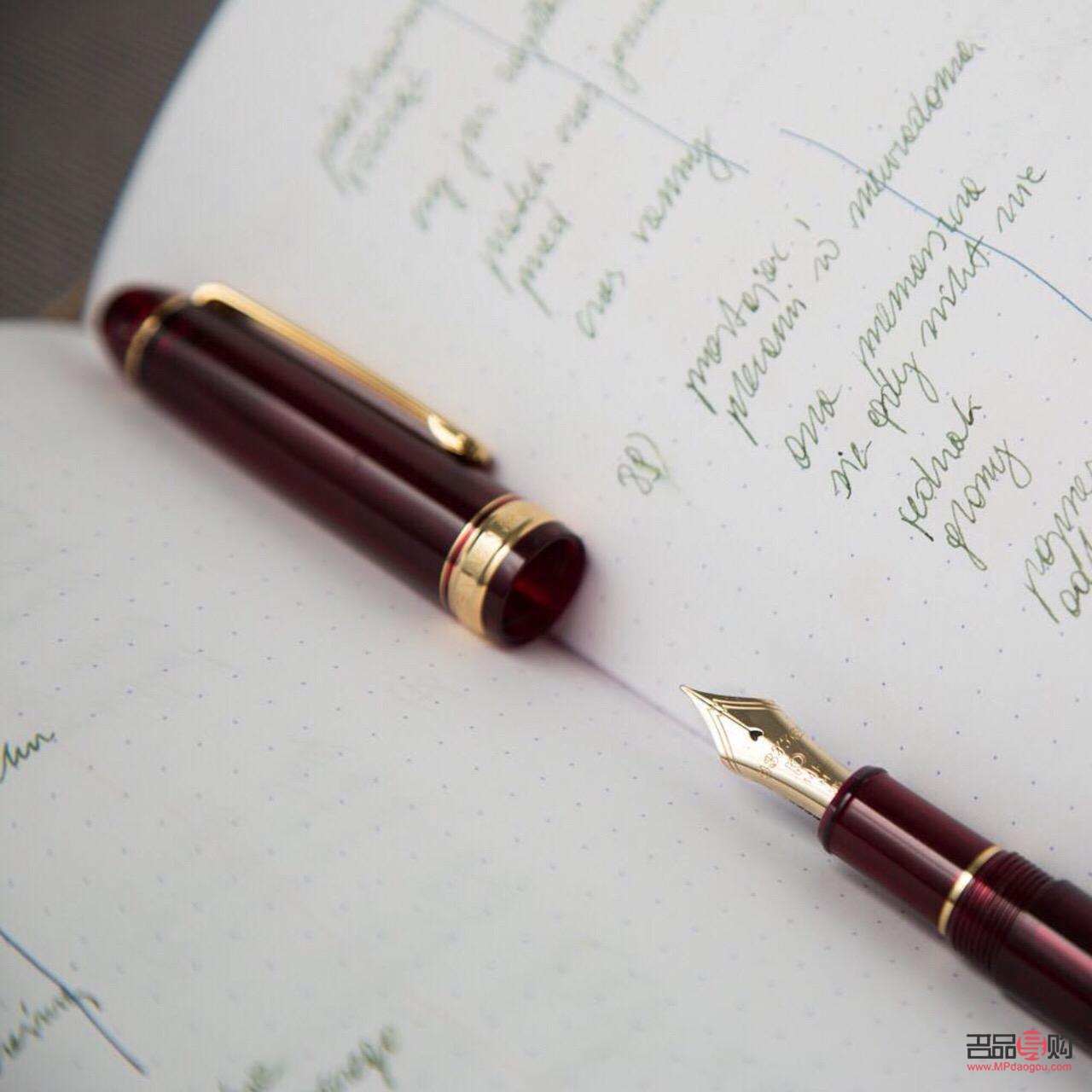 <h3>用钢笔制作独特礼物的绝佳选择</h3>