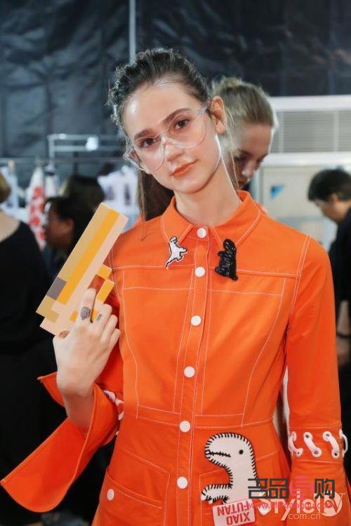 <h3>探索自然彩妆之魅力：打造清新脱俗的日常妆容</h3>