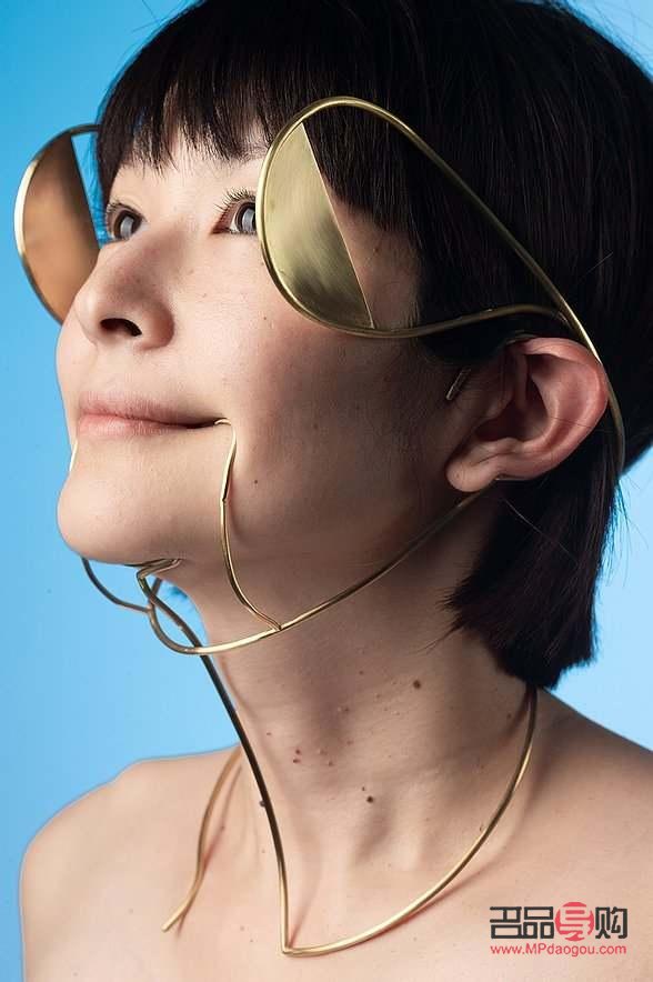 彩妆之美：如何巧妙赞美你的客户