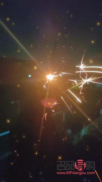 一觉醒来三眼皮怎么恢复双眼皮(一觉醒来变三眼皮迅速恢复双眼皮)