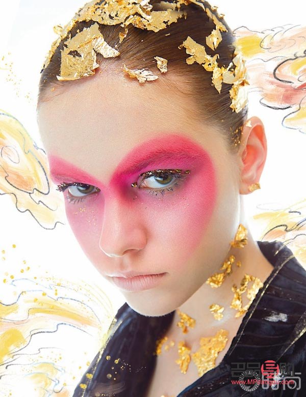 <h3>六一彩妆画法大揭秘：打造童趣梦幻妆容</h3>