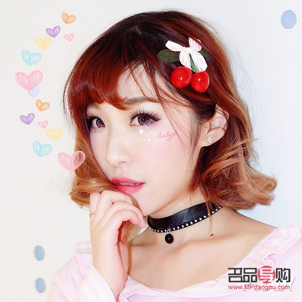 <h3>萌妆彩妆：打造可爱迷人的妆容新风尚</h3>