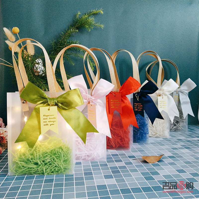 用什么袋子装礼物好卖(用什么袋子装礼物好卖呢)