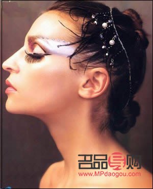 如何化彩妆图(如何化彩妆图案)