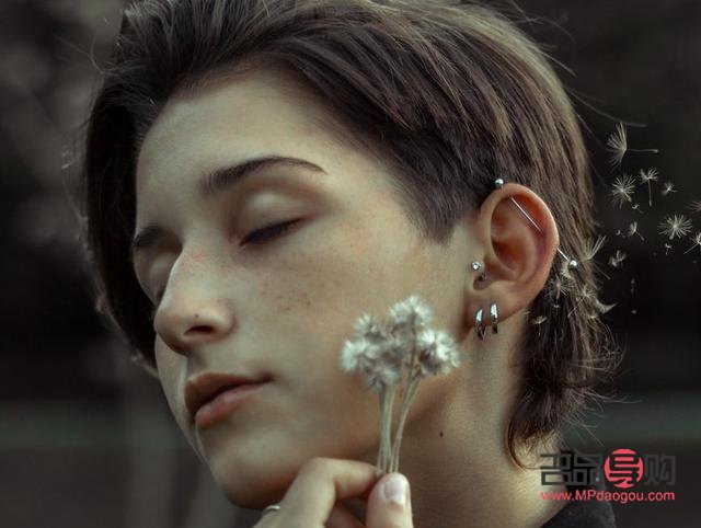 嫂子生病送什么礼物好(嫂子生病送什么礼物好一点)