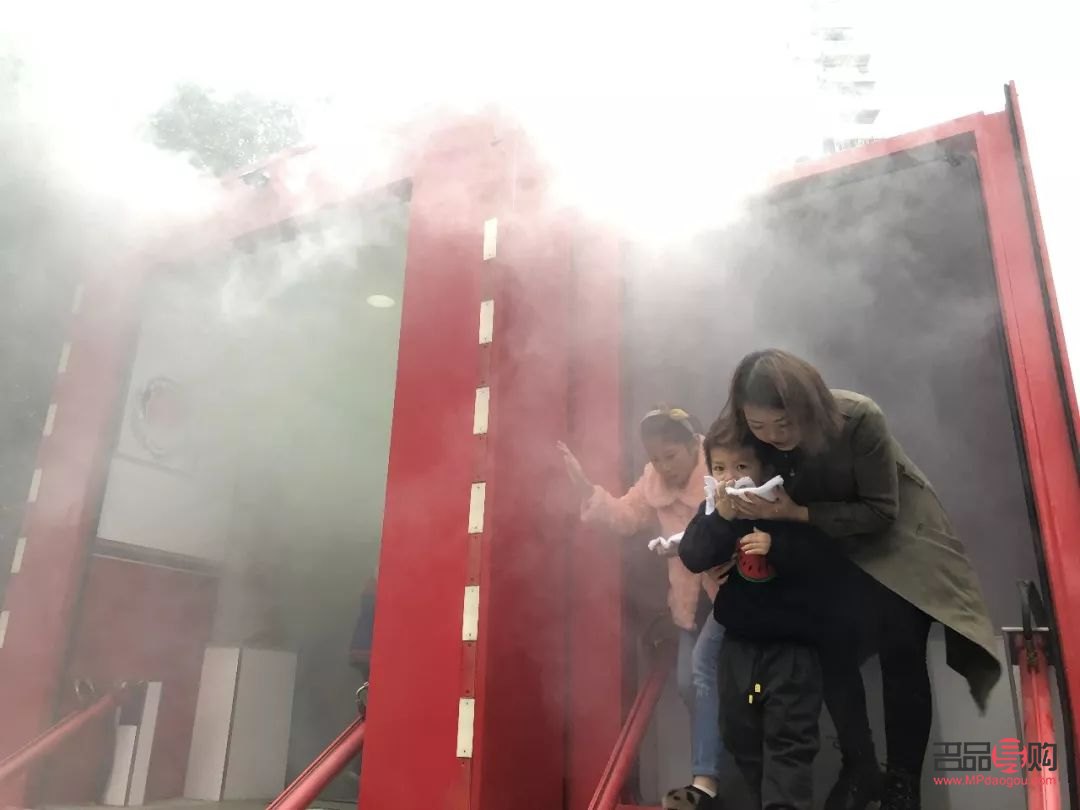 妹子生气了，选什么礼物来“灭火”？