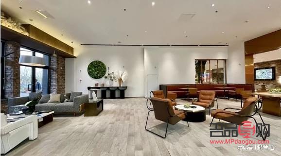 <h3>国风彩妆销量持续飙升，成为美妆市场新宠</h3>