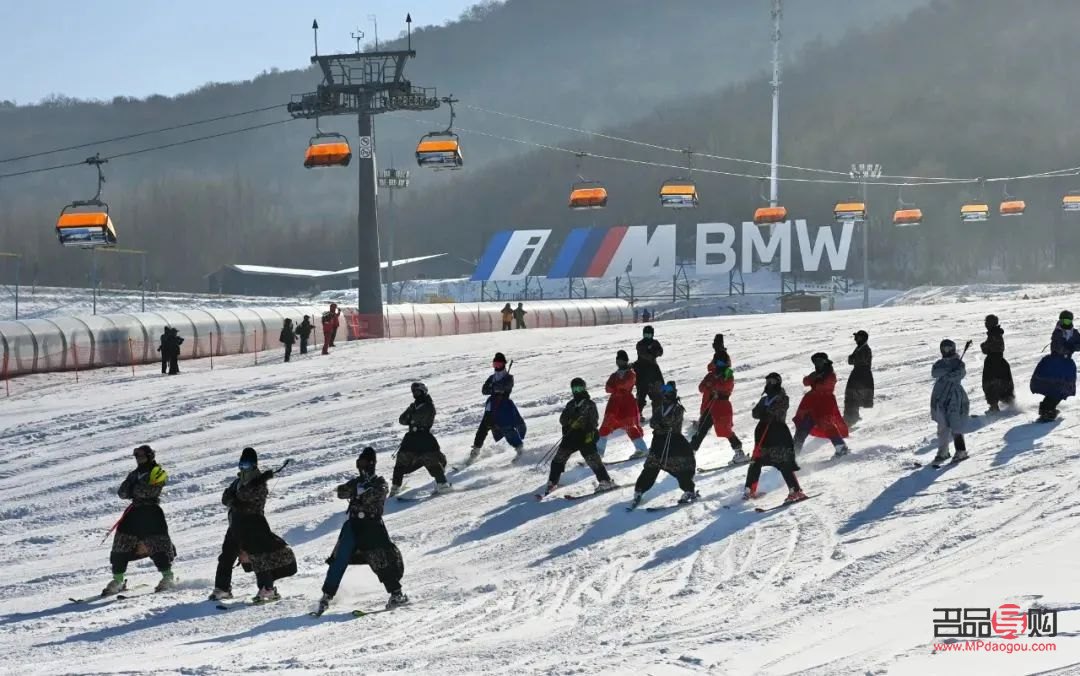 国风彩妆销量持续飙升，成为美妆市场新宠