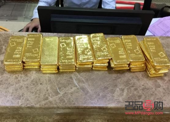 <h3>黄金投资:选择银行还是金店?</h3> <h3>黄金投资:选择银行还是金店?</h3>