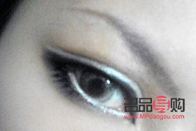 cos的眼妆怎么画才好看(cos的眼妆怎么画才好看图片)